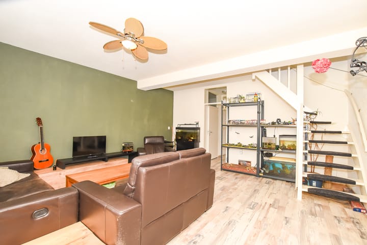 Photo 4 of Trompstraat 4