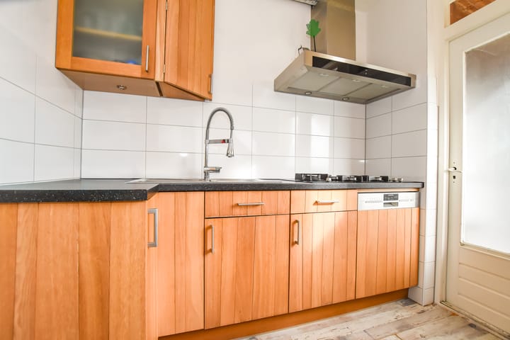 Photo 5 of Trompstraat 4