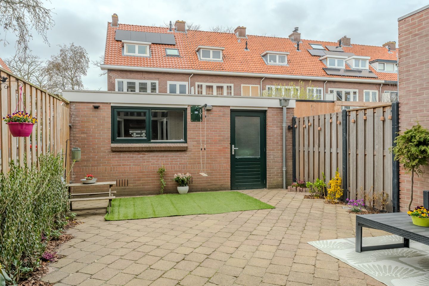 Move-In Ready 1930s Corner House with Garage and Stunning Natural Light — 19