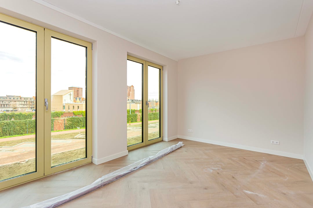 Photo 28 of Podium 649