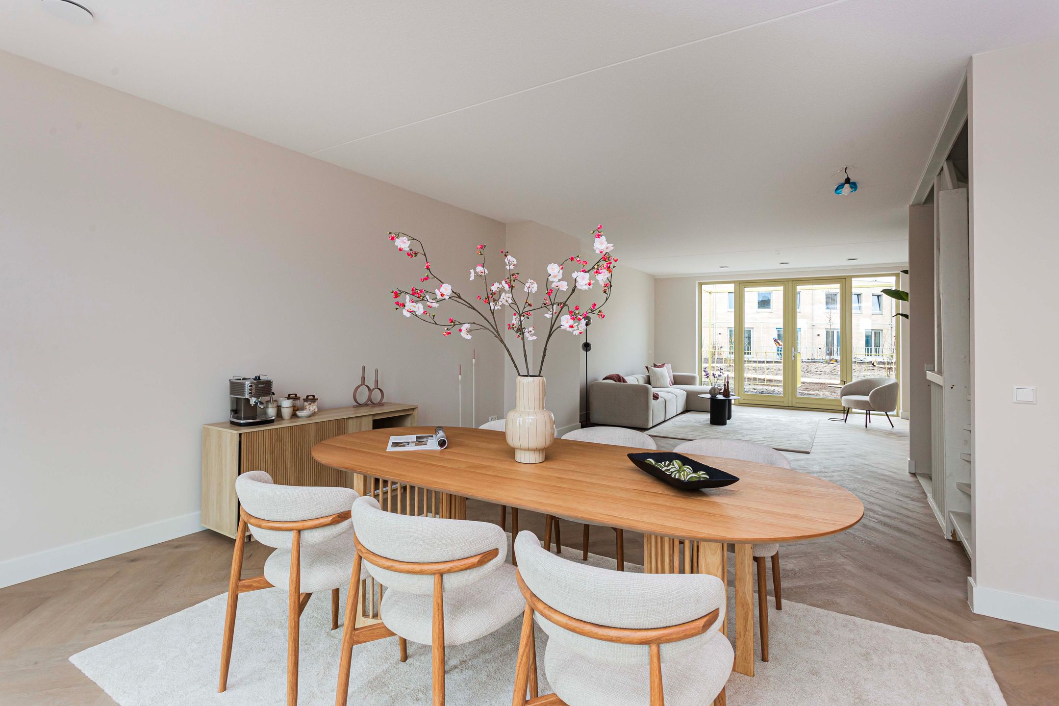 Photo 21 of Podium 649