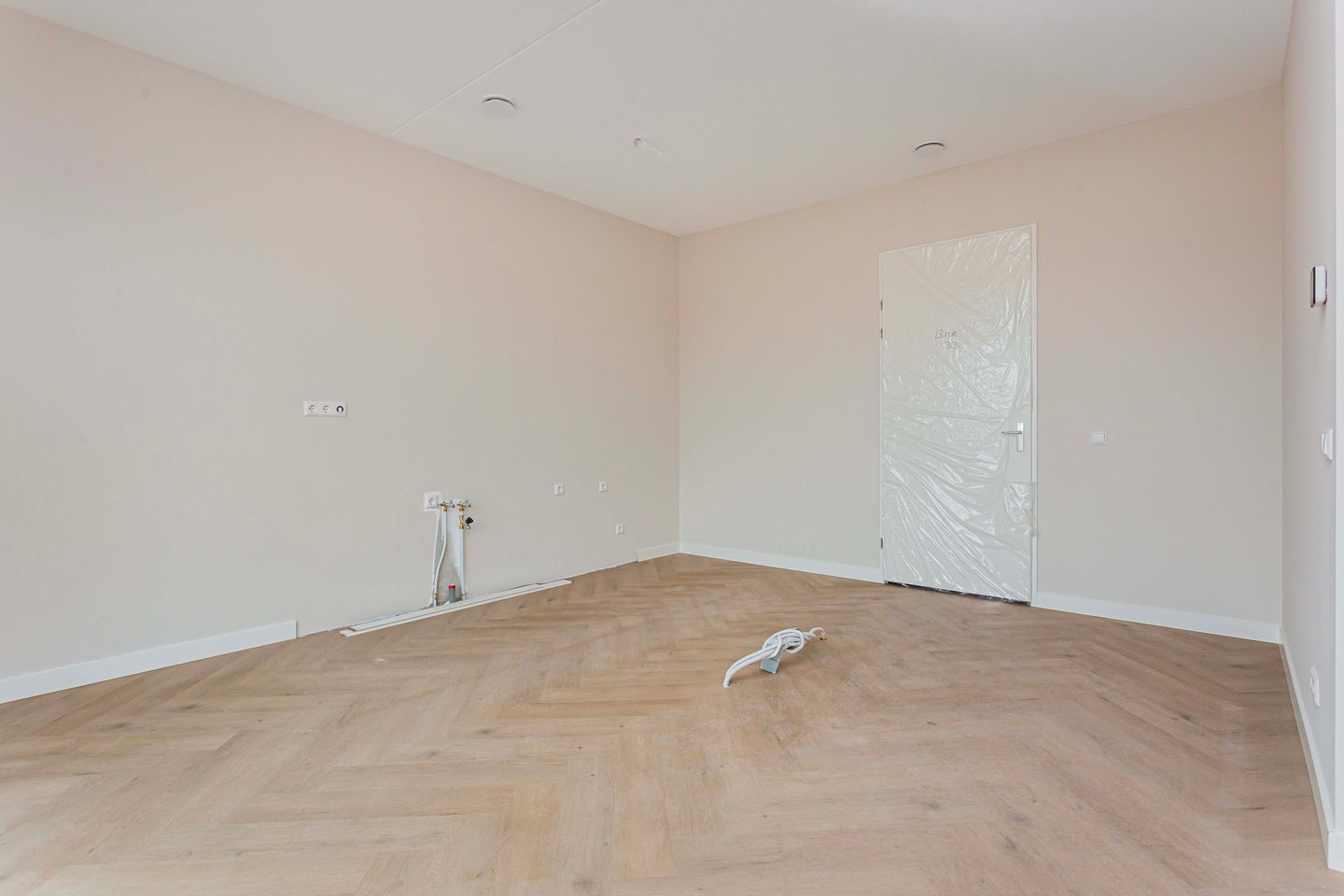 Photo 10 of Podium 649