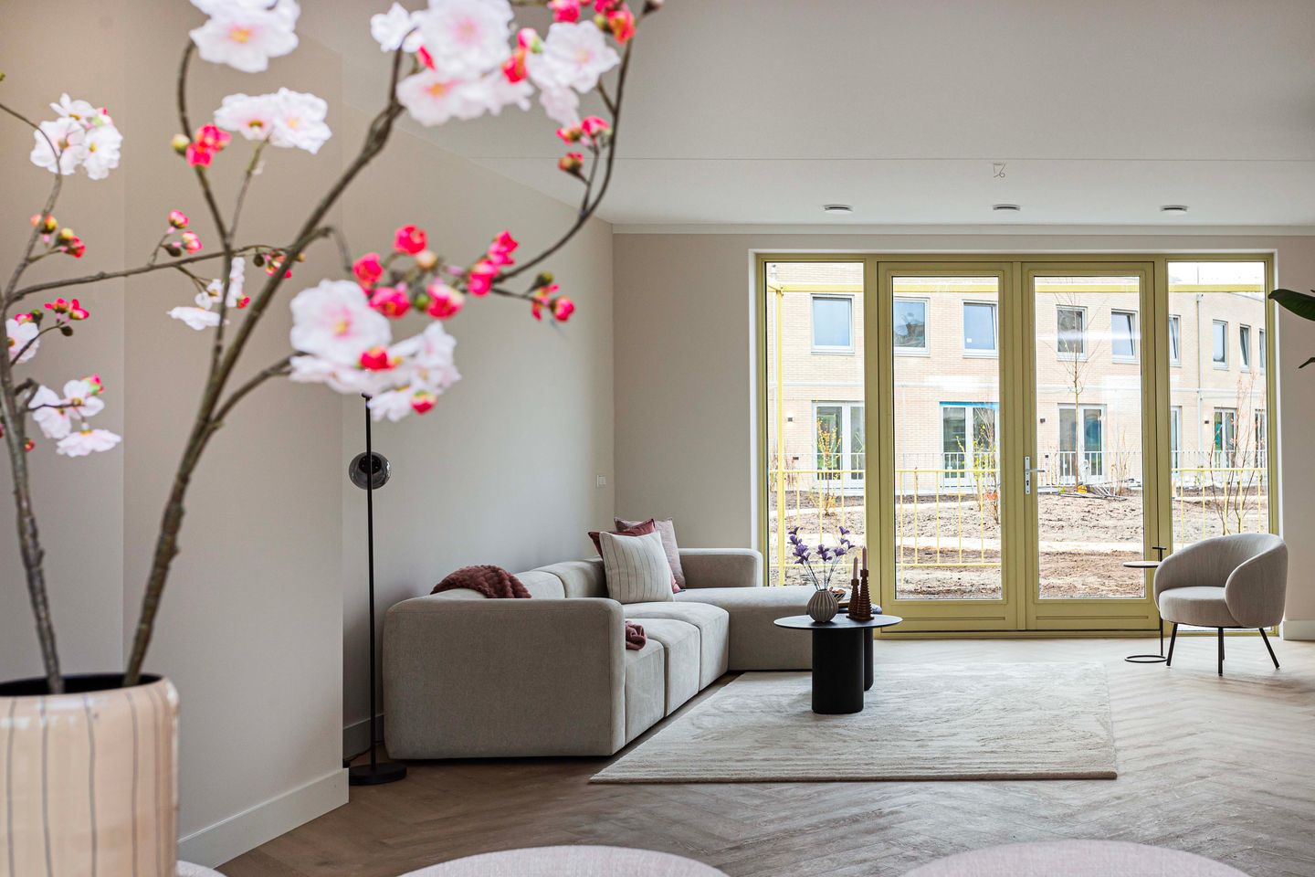 Photo 19 of Podium 649