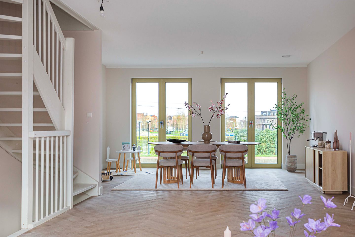 Photo 25 of Podium 649