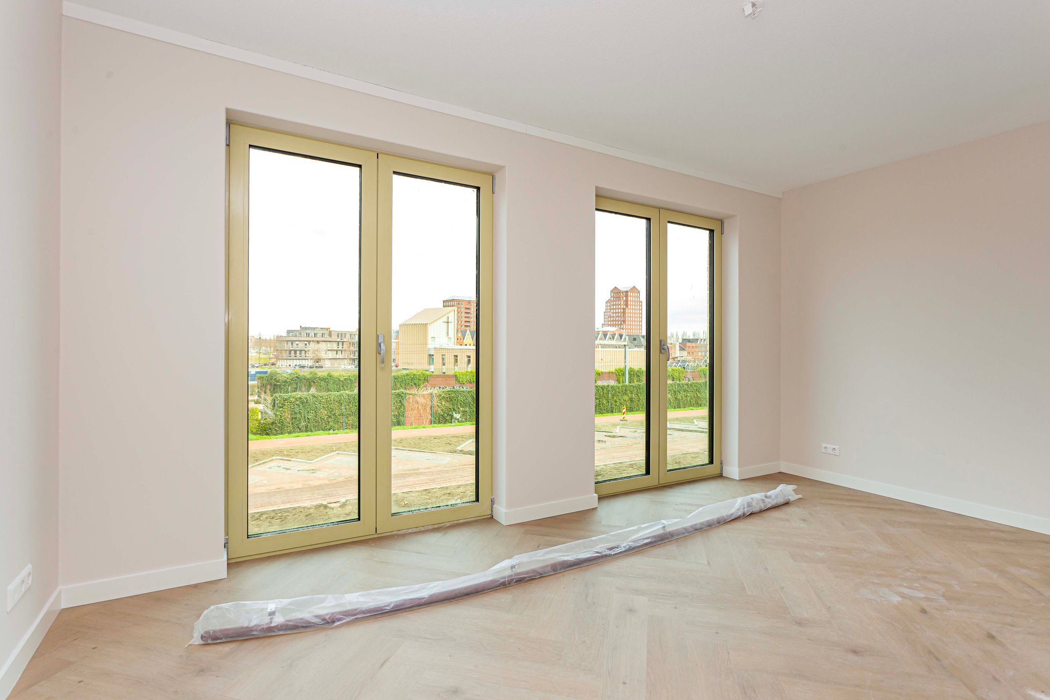 Photo 27 of Podium 649