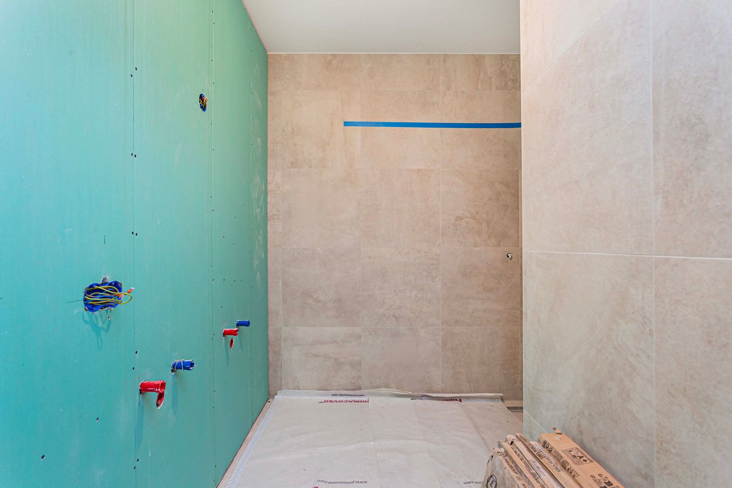 Photo 35 of Podium 649