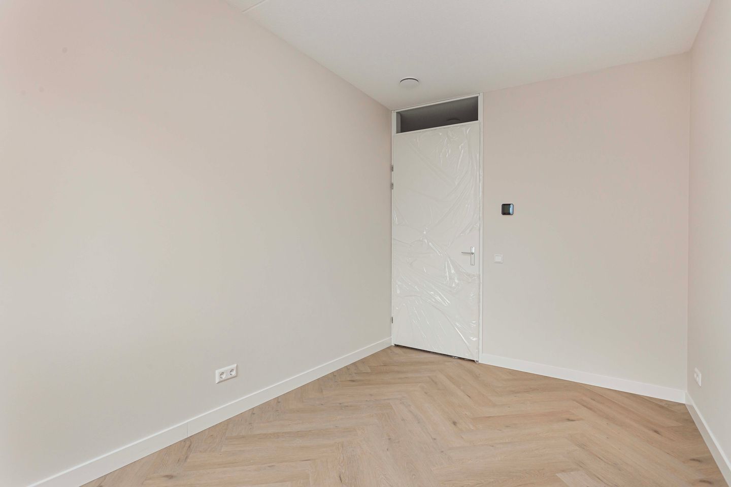 Photo 34 of Podium 649