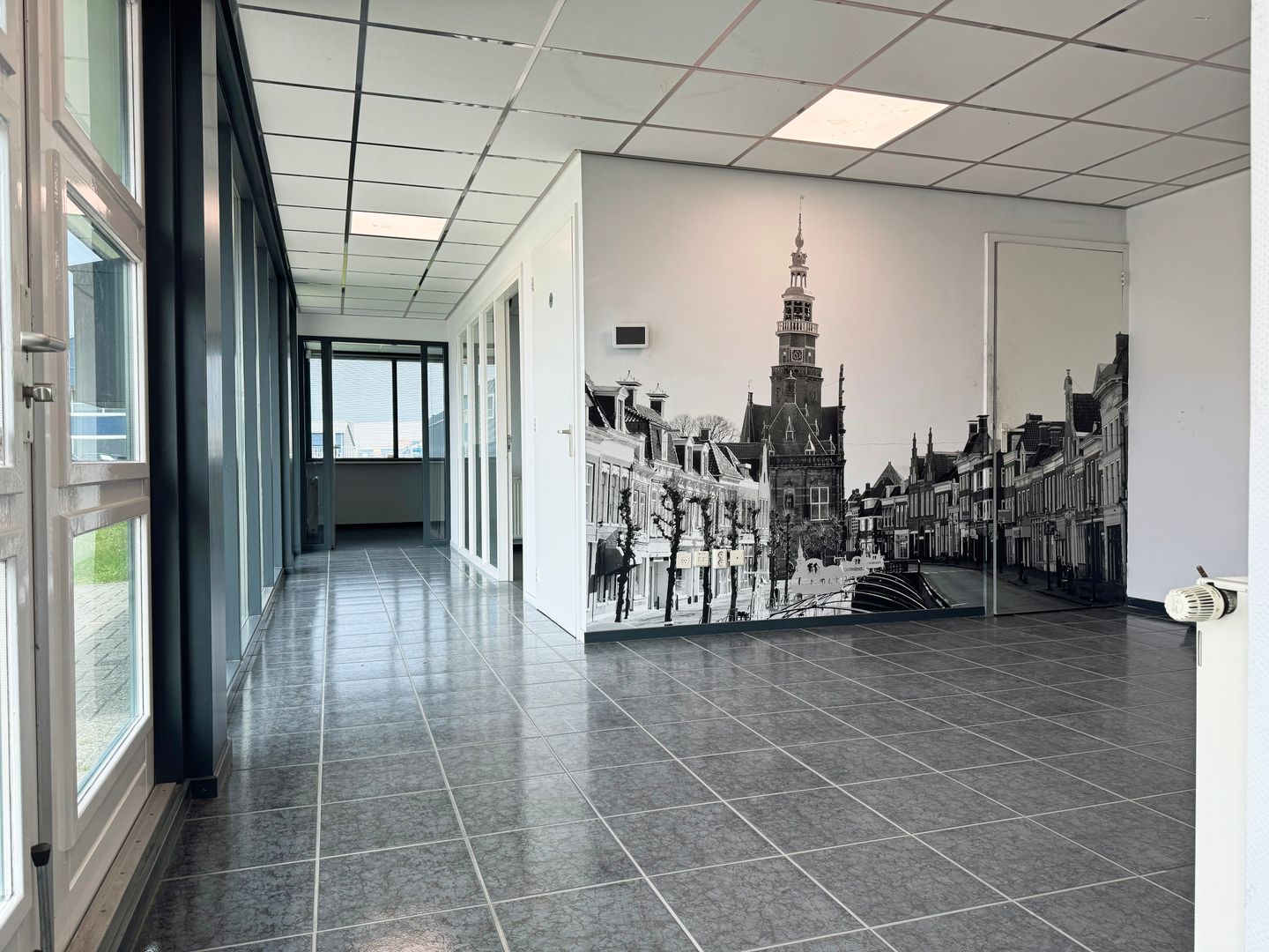 View photo 2 of De Marne 51