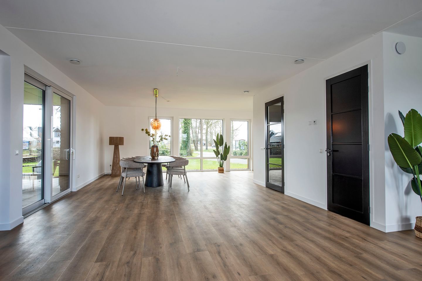 Foto 14 van Provincialeweg Zuna 4