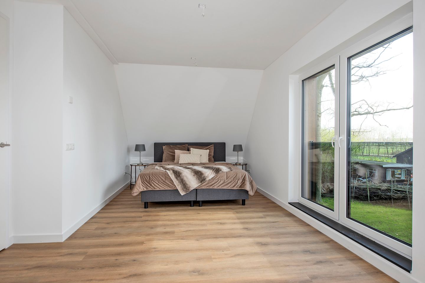 Foto 29 van Provincialeweg Zuna 4