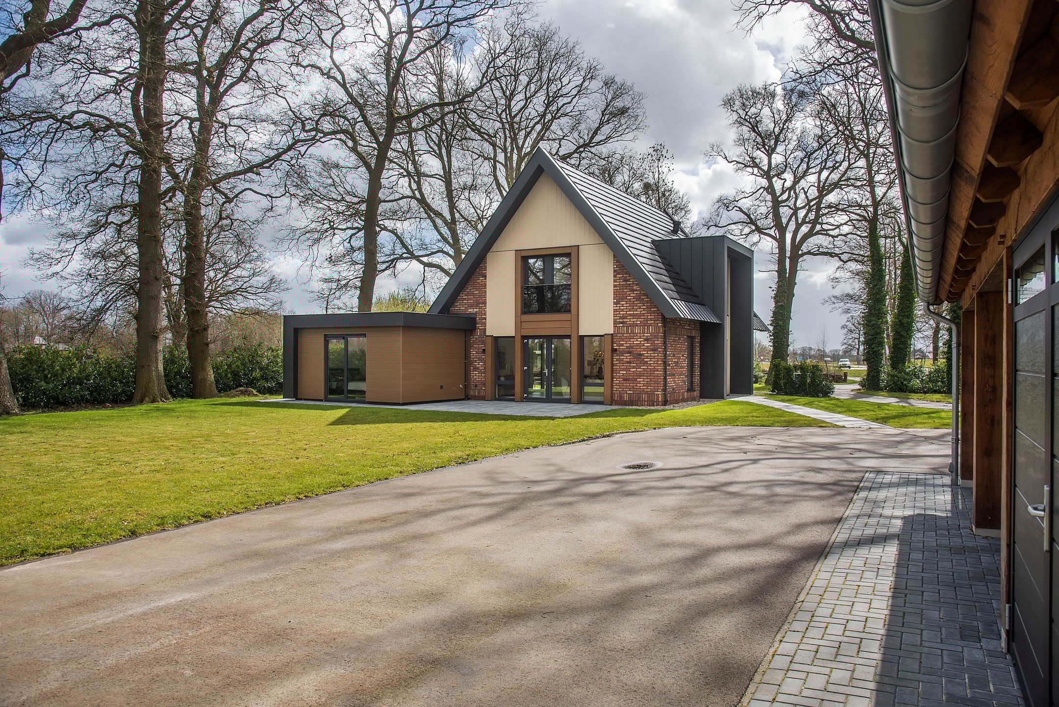 Foto 9 van Provincialeweg Zuna 4