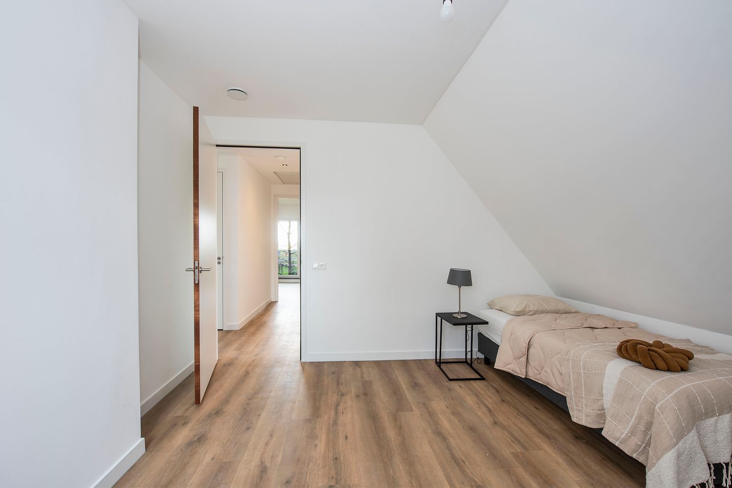 Foto 35 van Provincialeweg Zuna 4