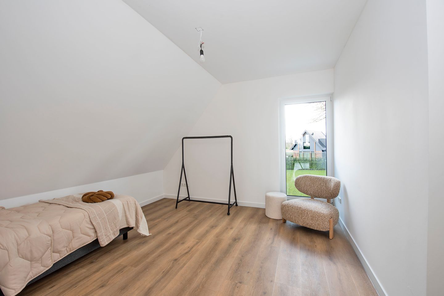 Foto 34 van Provincialeweg Zuna 4