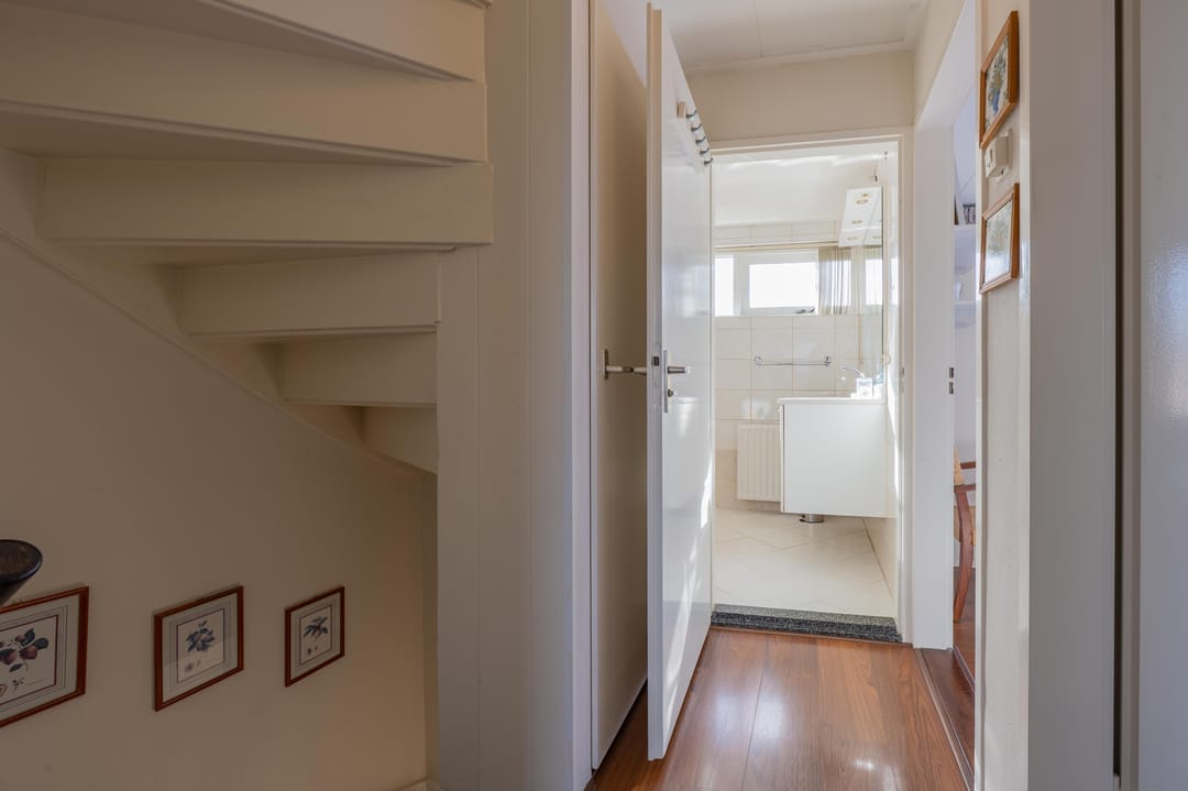 Photo 32 of Rozenstraat 36