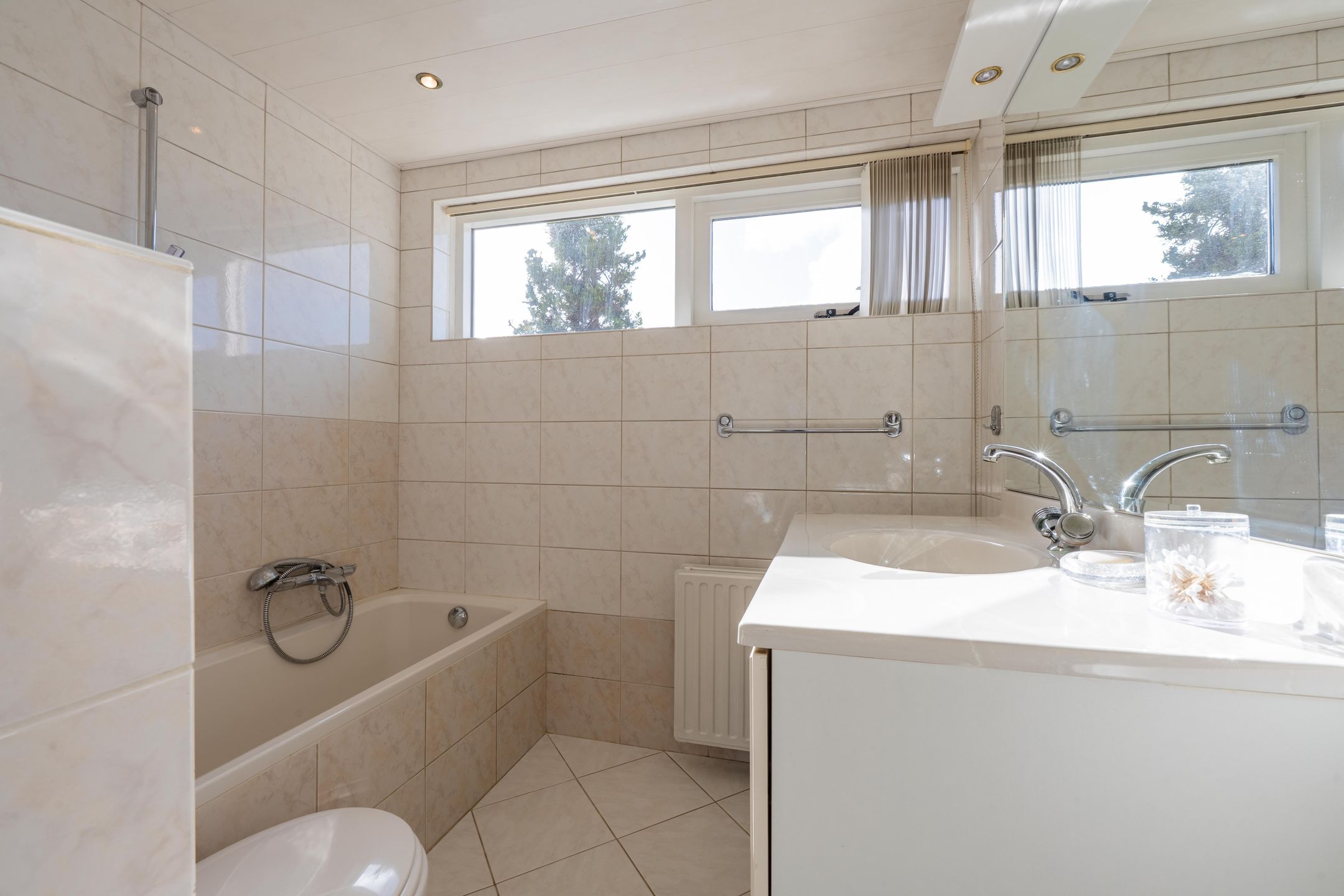 Photo 33 of Rozenstraat 36