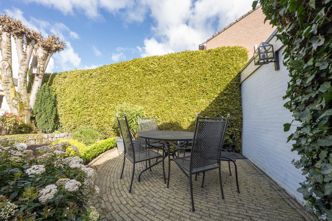 Photo 47 of Rozenstraat 36