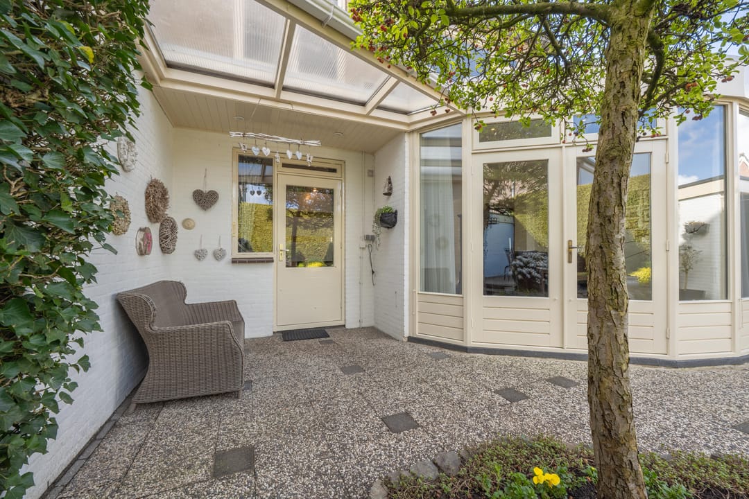 Photo 52 of Rozenstraat 36