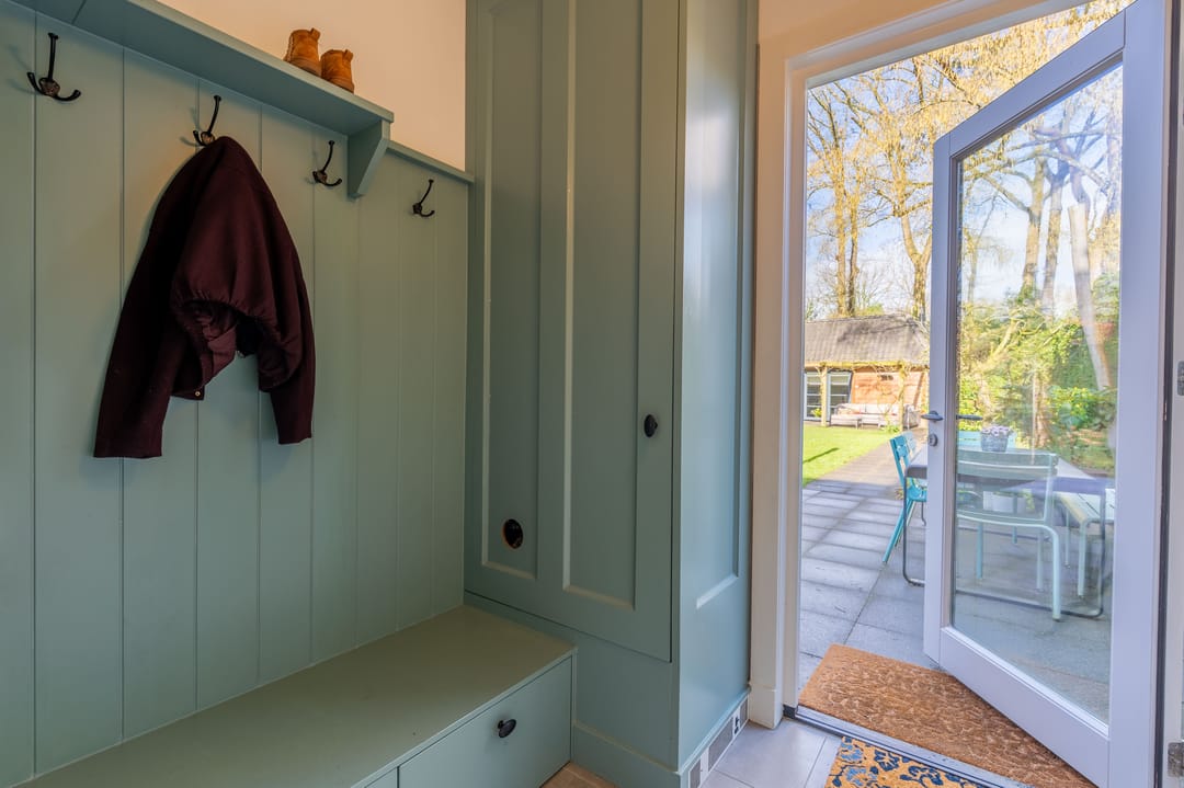 Charming Extended 1930s Semi-Detached Home with Luxury Guest Annex — 34