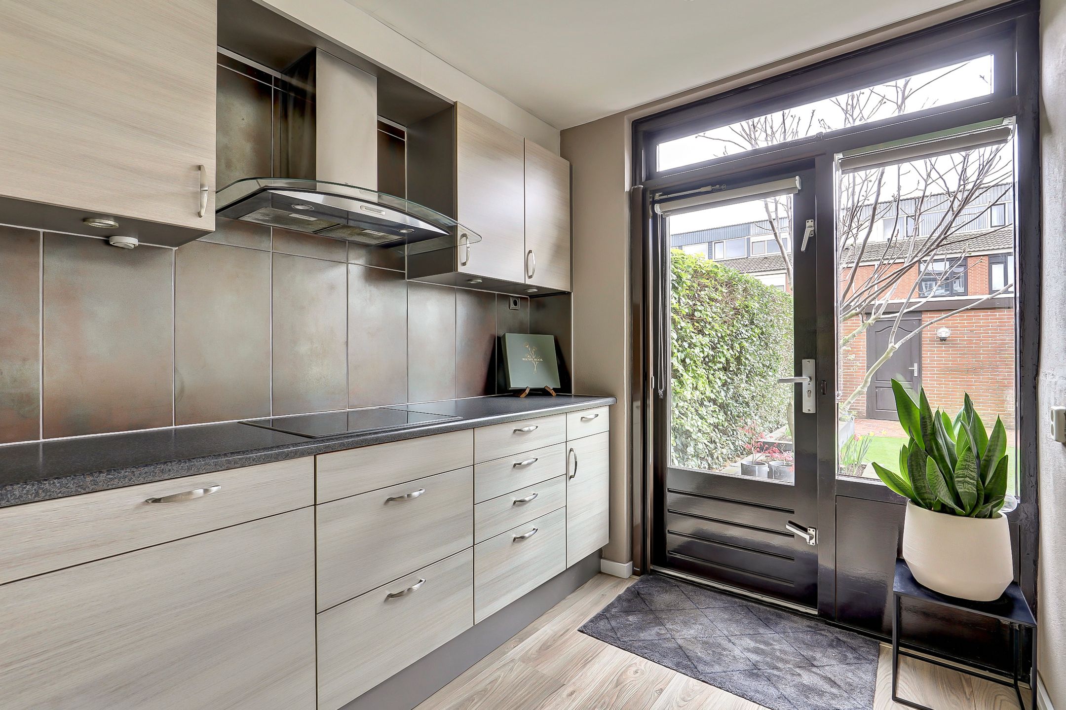 Foto 18 van Colijnweg 33