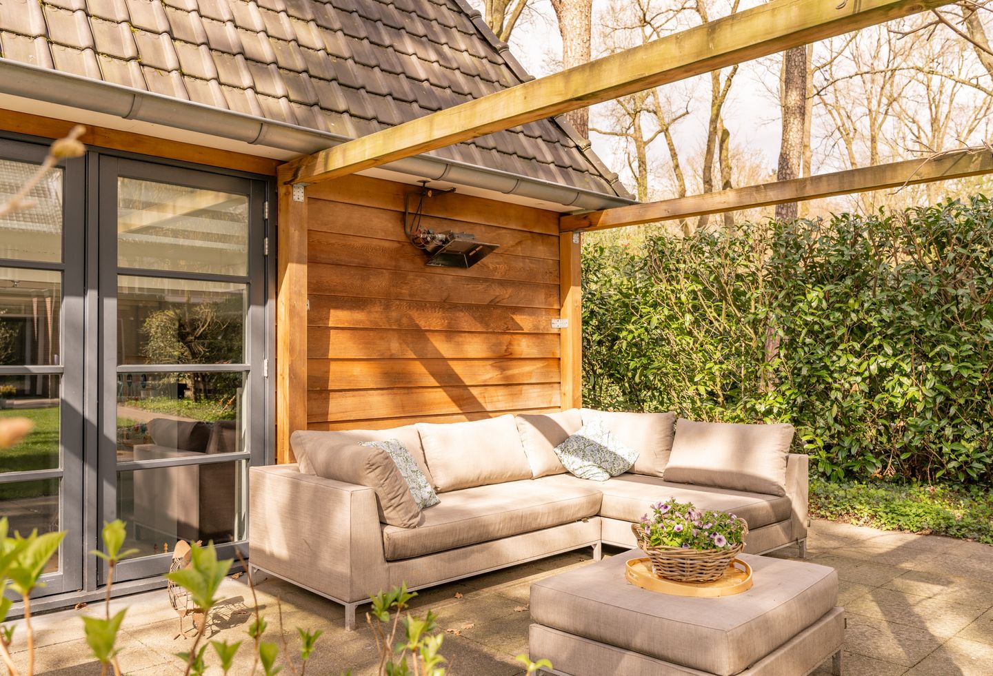 Charming Extended 1930s Semi-Detached Home with Luxury Guest Annex — 41