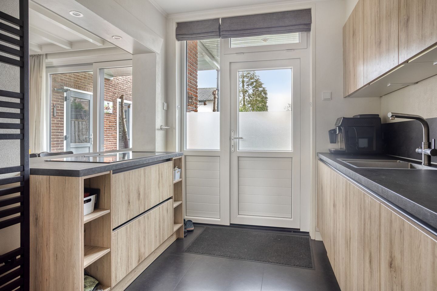 Foto 10 van Julianalaan 34