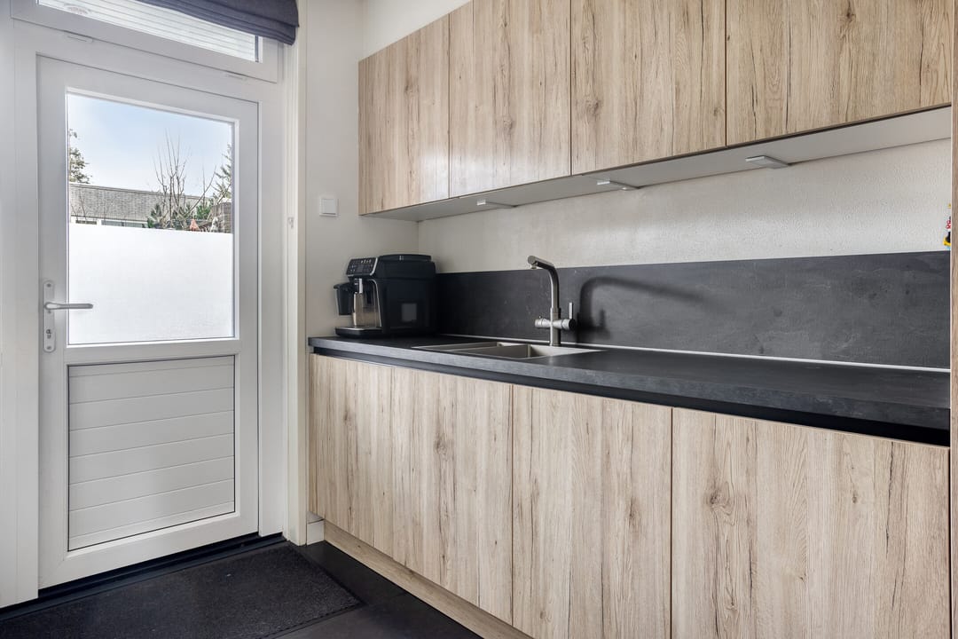 Foto 11 van Julianalaan 34