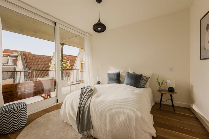 Photo 3 of Buiten Oranjestraat 31