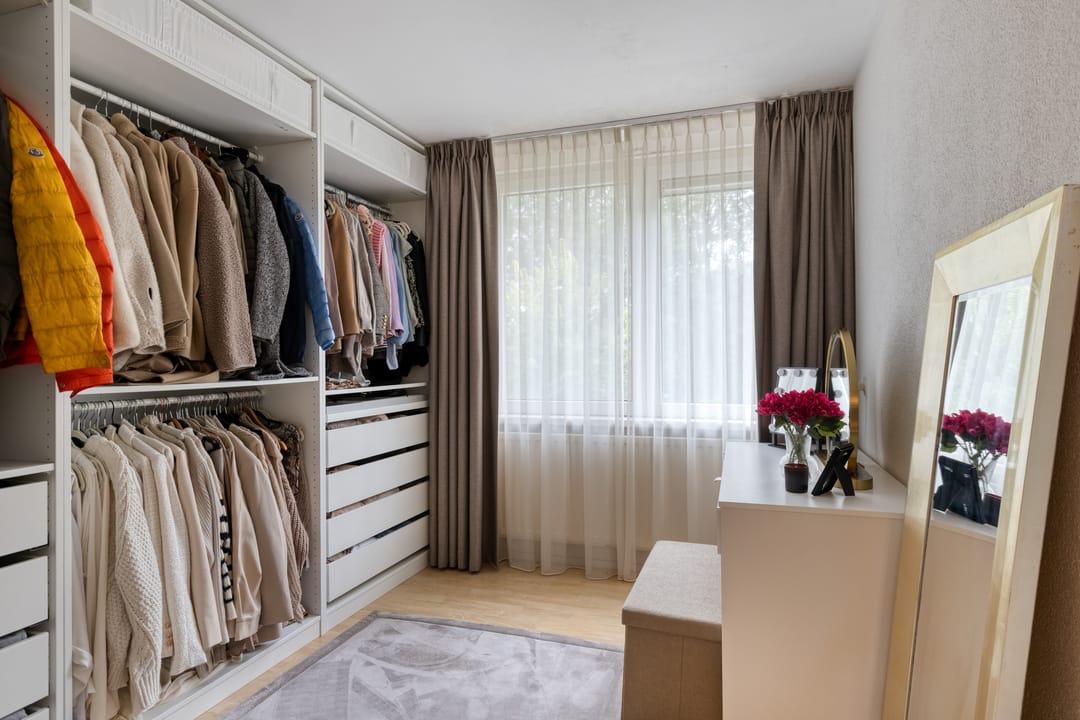 Move-in Ready Family Home with Modern Renovations in Zaandam — 27