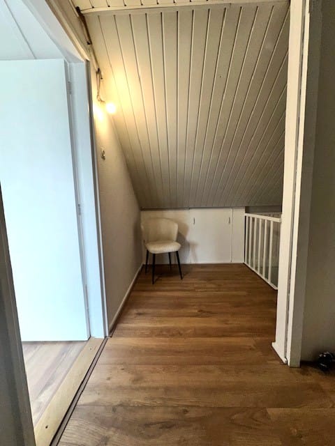 Move-in Ready Family Home with Modern Renovations in Zaandam — 31
