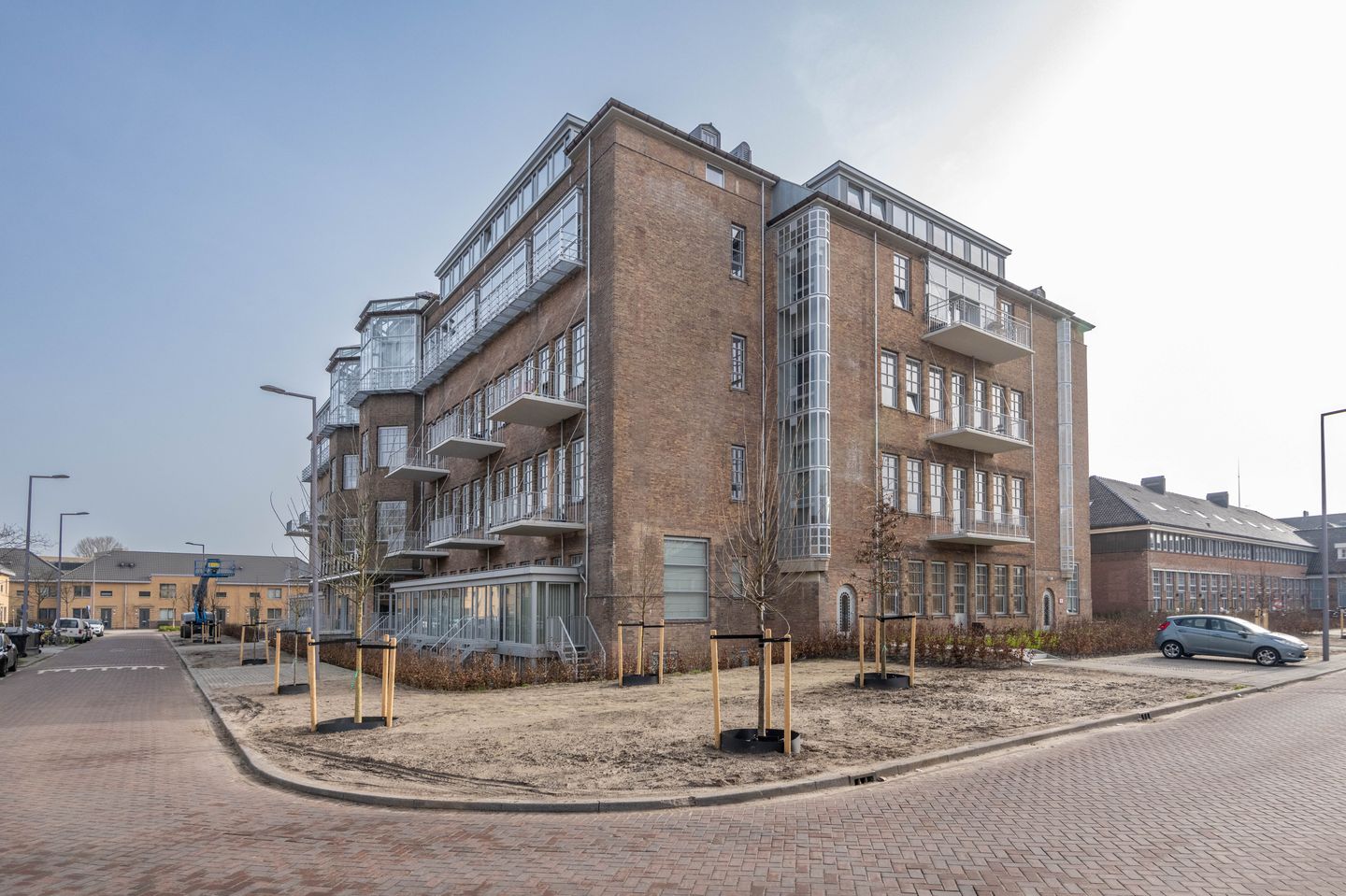 Luxurious Monumental Apartment in Transformed Hospital Complex — 46