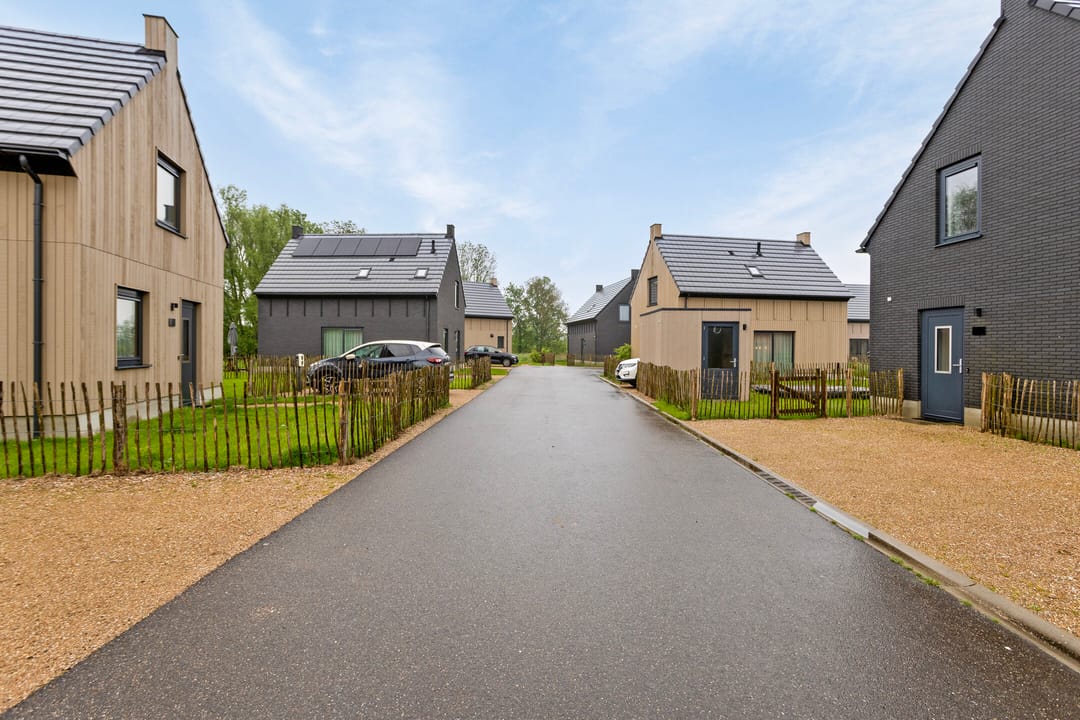 Foto 28 van Veerweg 50-012