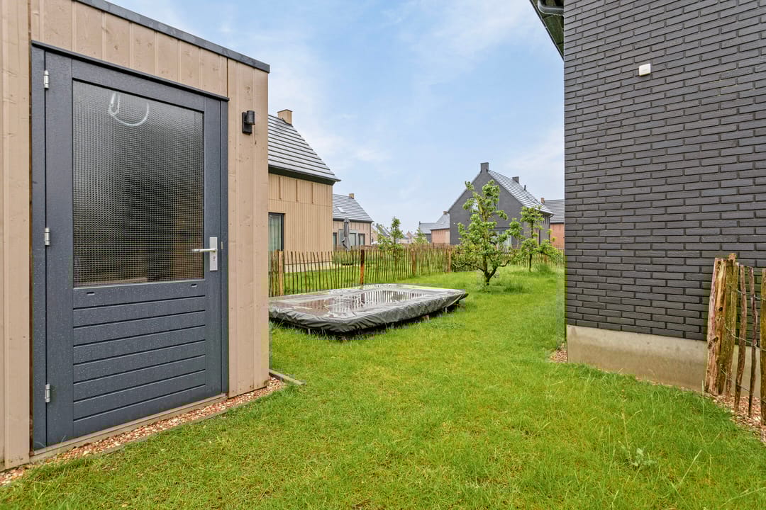 Foto 23 van Veerweg 50-012