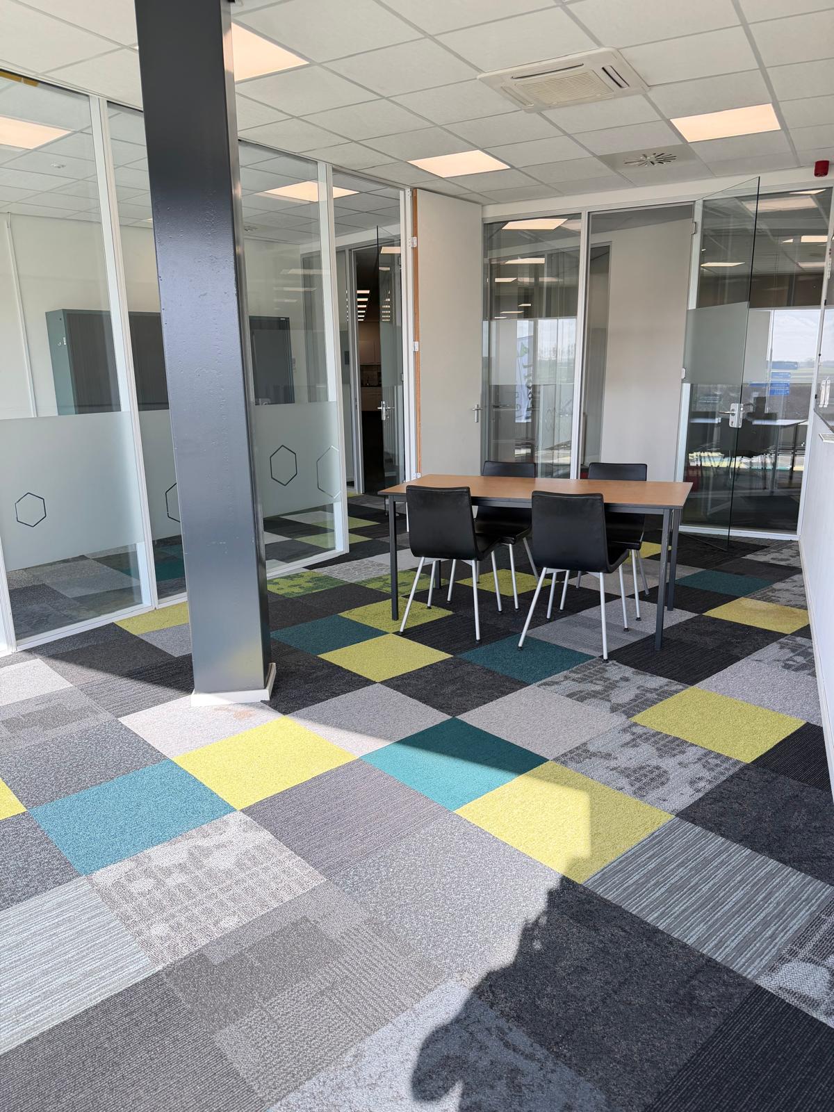 Bekijk foto 2 van Van Heemstraweg 123