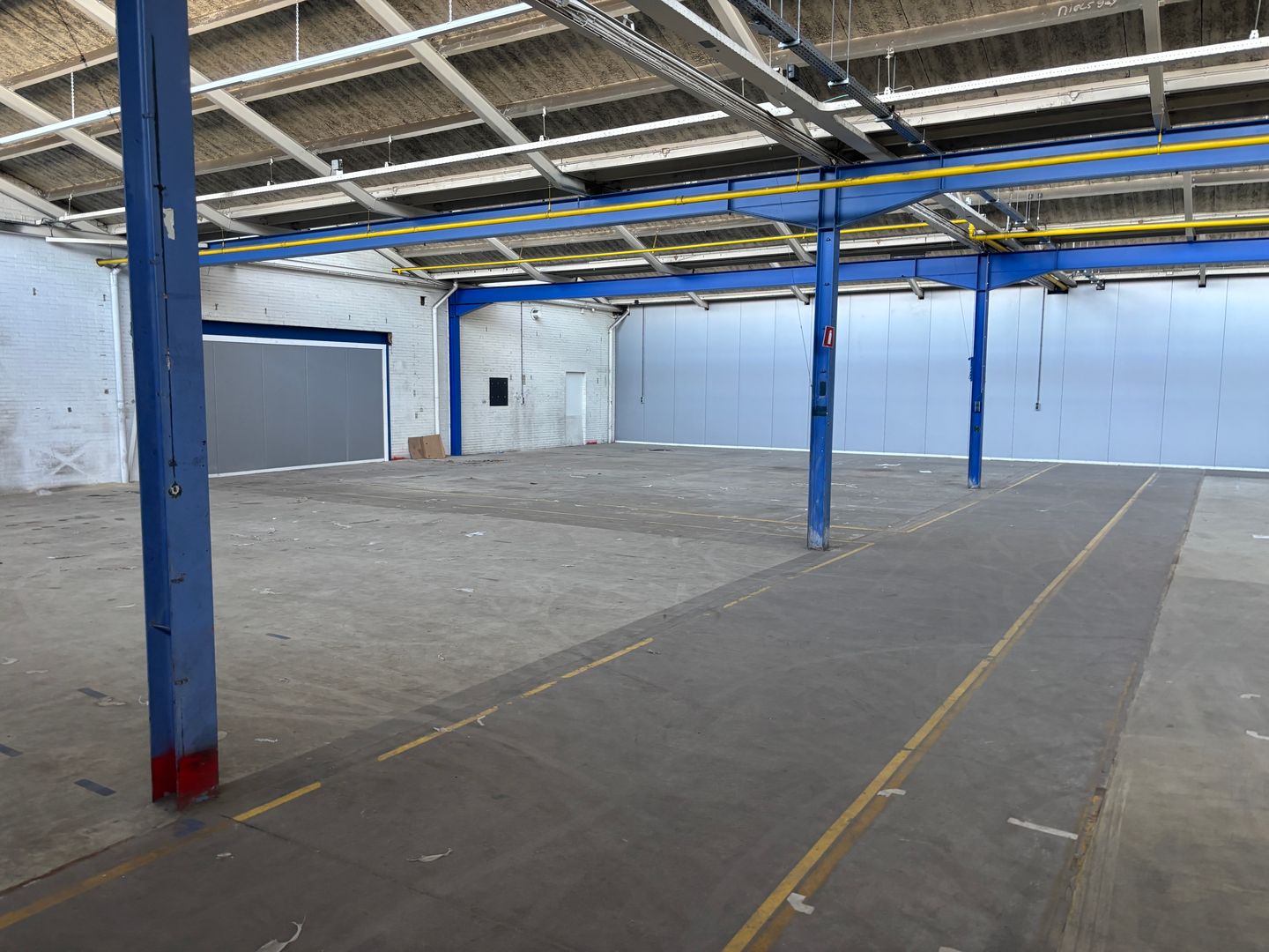 Bekijk foto 3 van Dr. A.F. Philipsweg 41