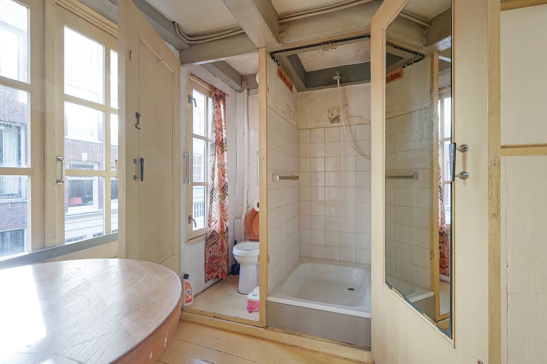 Photo 8 of Oude Looiersstraat 19-1