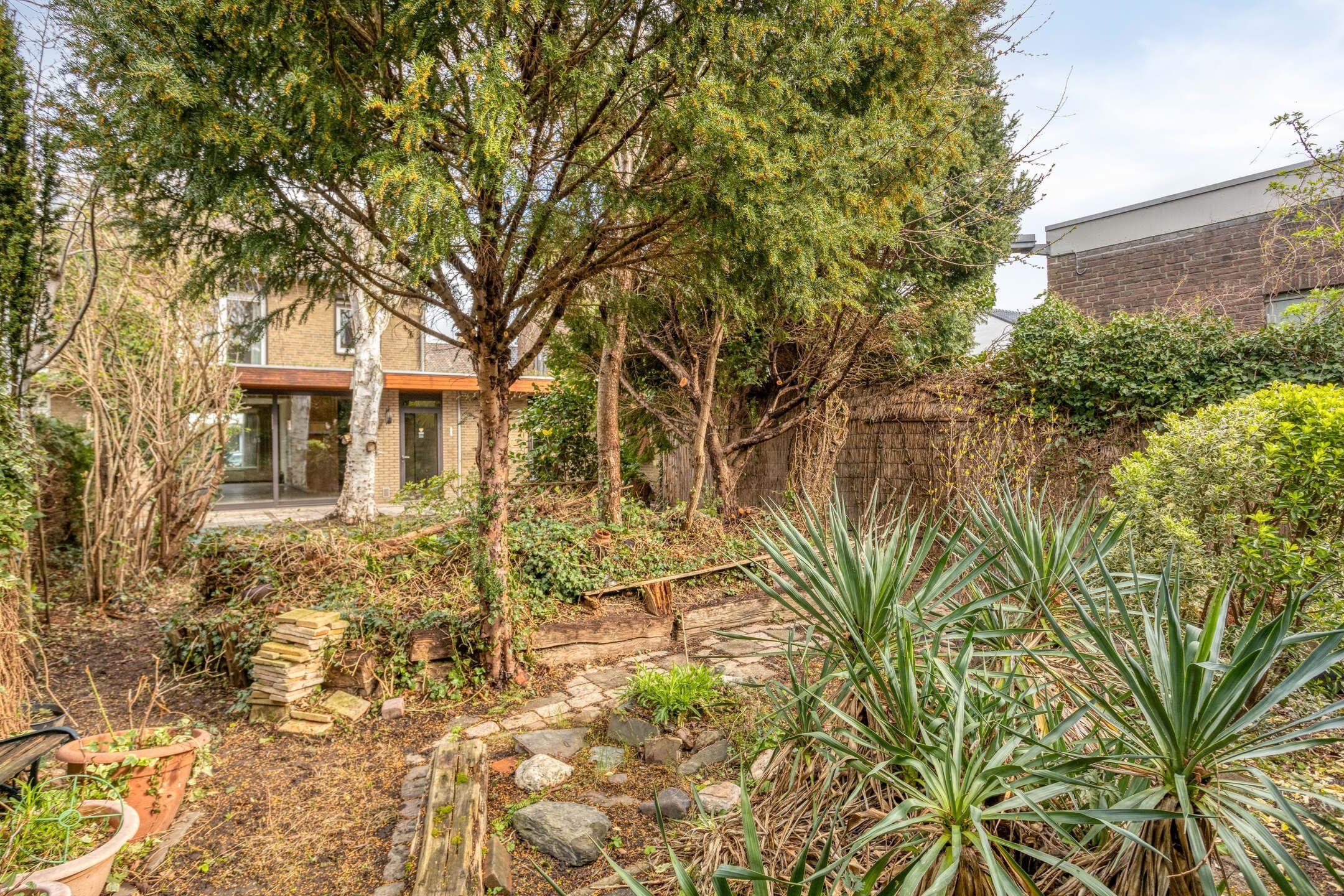 Charming Semi-Detached Home with Spacious Garden and Garage in Maastricht Scharn — 33