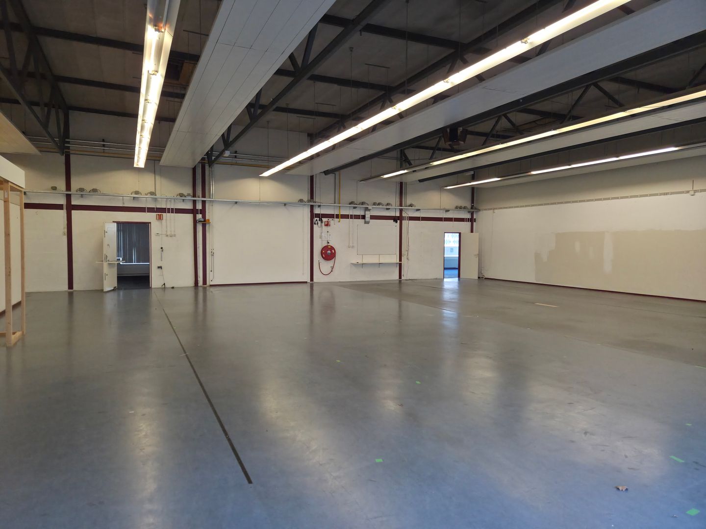 View photo 4 of Industrieweg 9