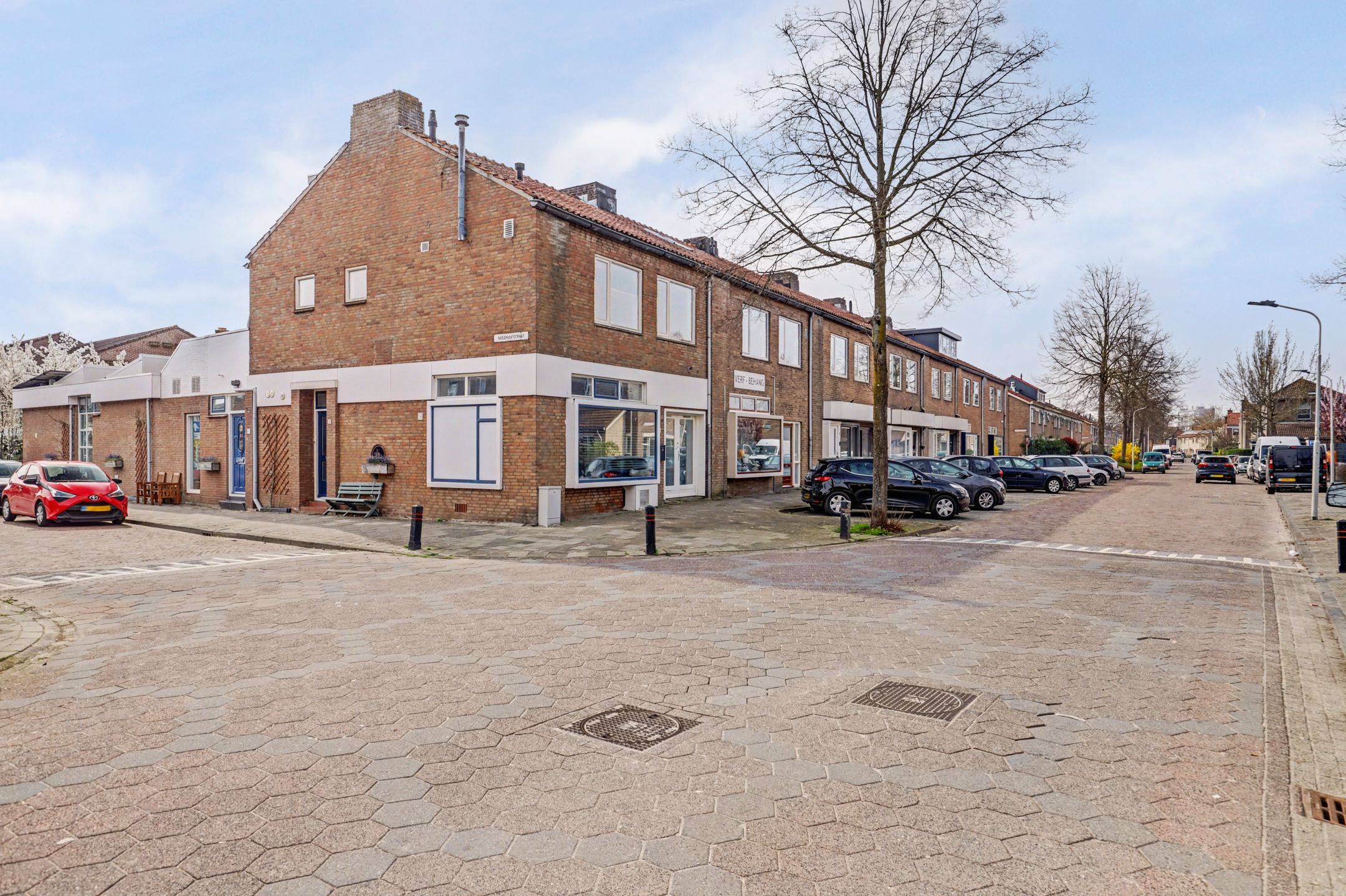 Photo 6 of Hagemuntstraat 21
