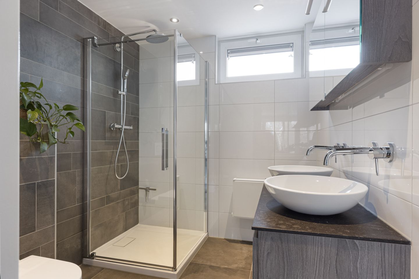 Spacious Semi-Detached Home with Water-Facing Garden in Dordrecht Stadspolders — 34