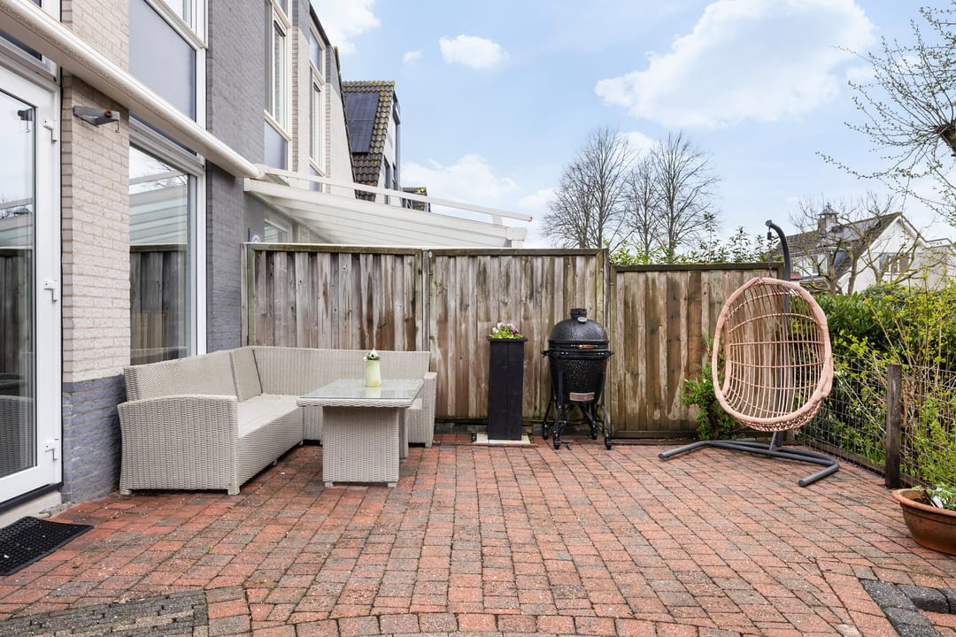 Spacious Semi-Detached Home with Water-Facing Garden in Dordrecht Stadspolders — 21
