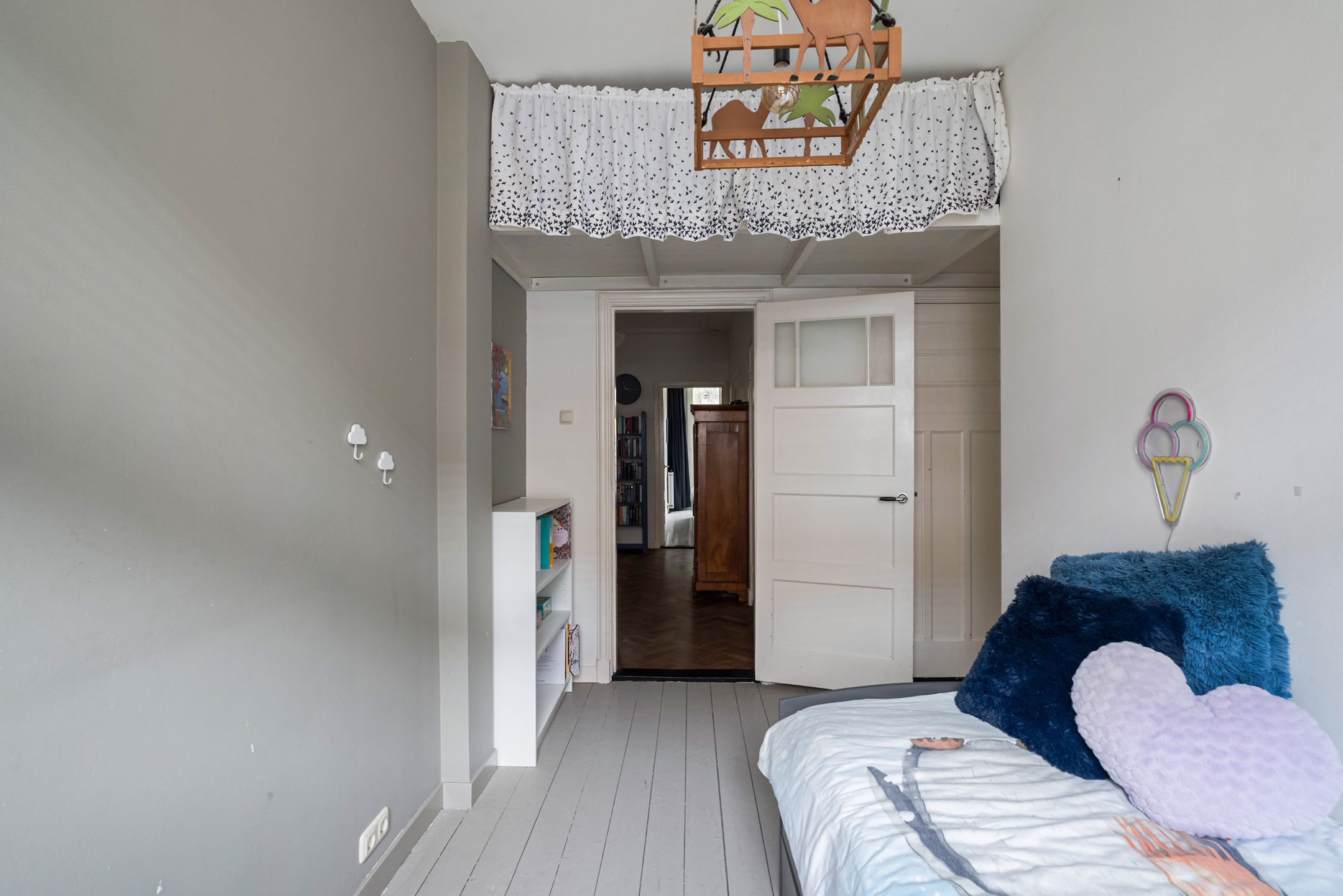 Foto 18 van De Moucheronstraat 26