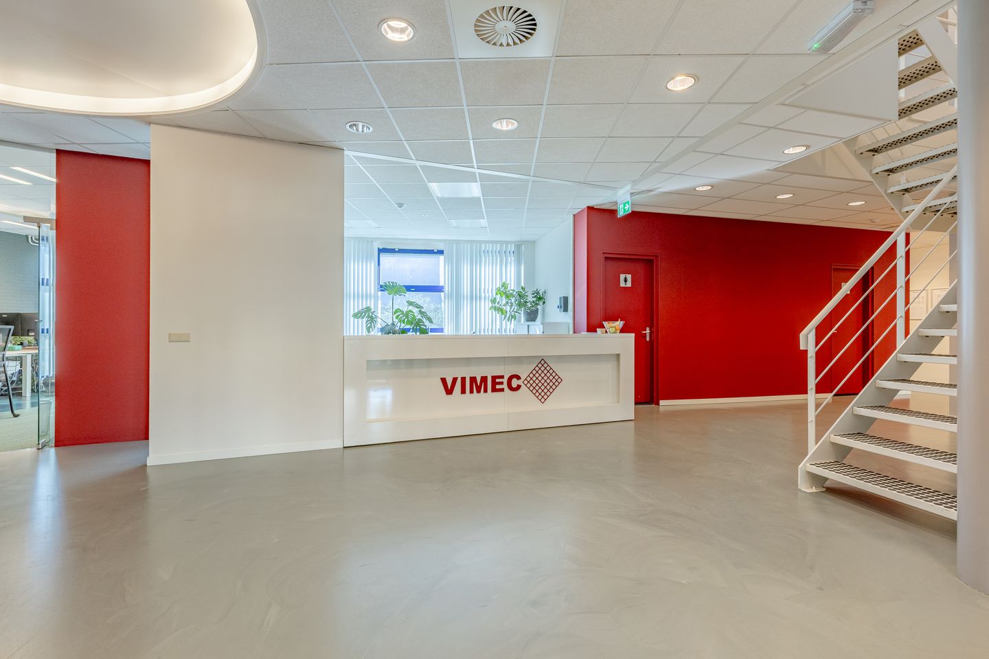 Bekijk foto 3 van Freddy van Riemsdijkweg 8