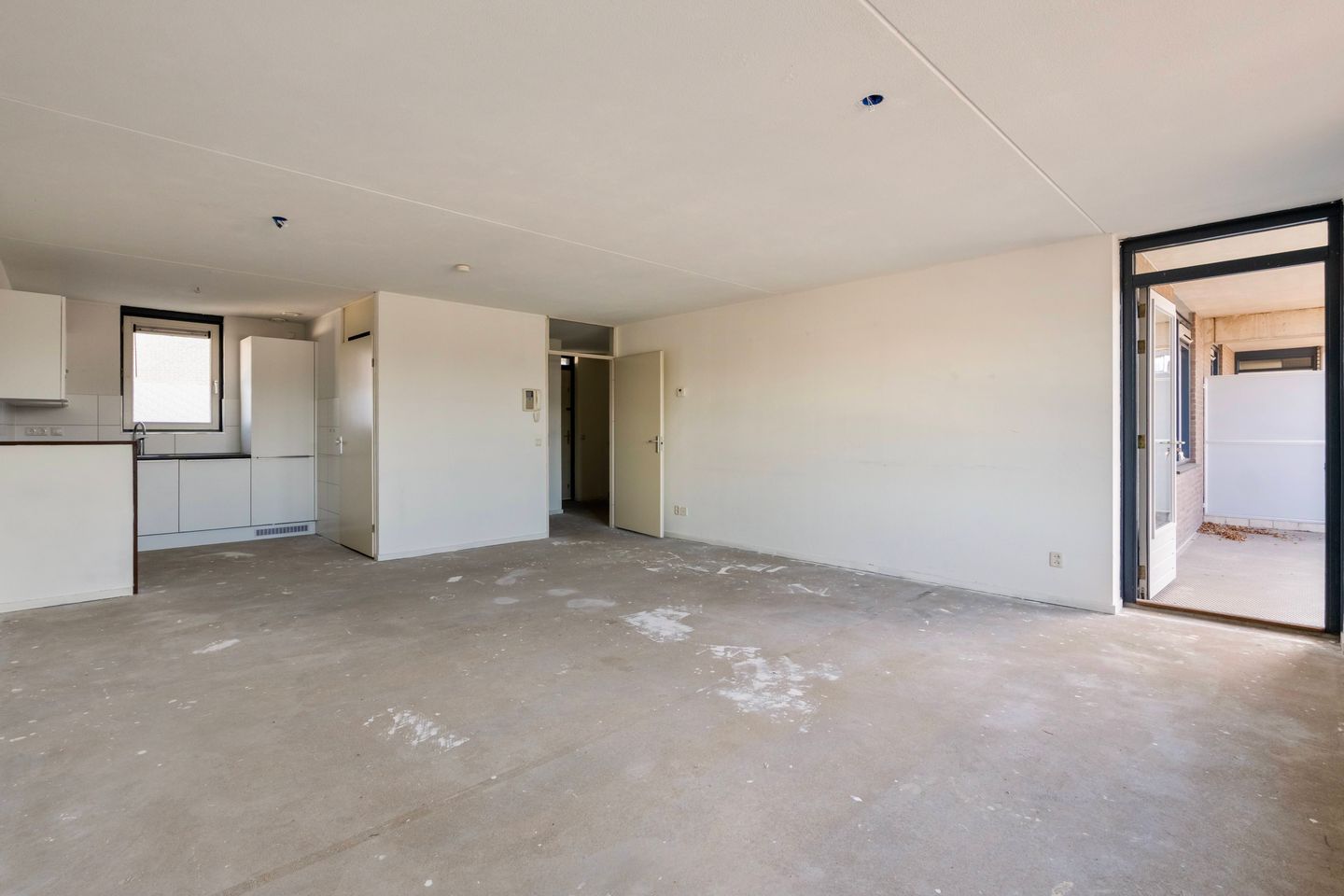 Foto 4 van Stationsplein 16-12