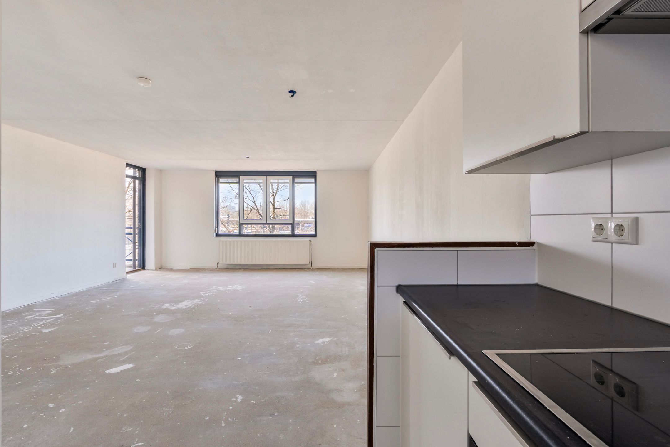 Foto 9 van Stationsplein 16-12