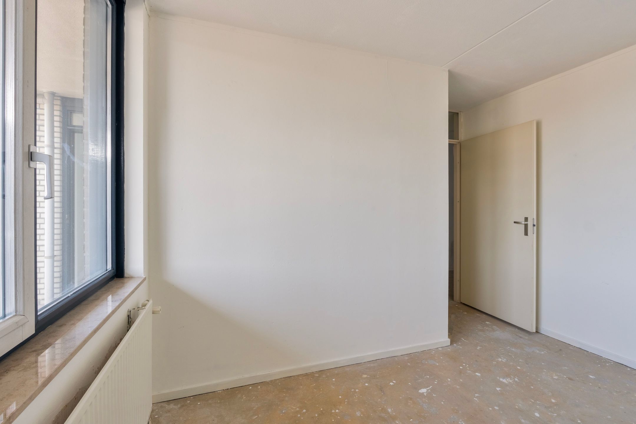 Foto 12 van Stationsplein 16-12