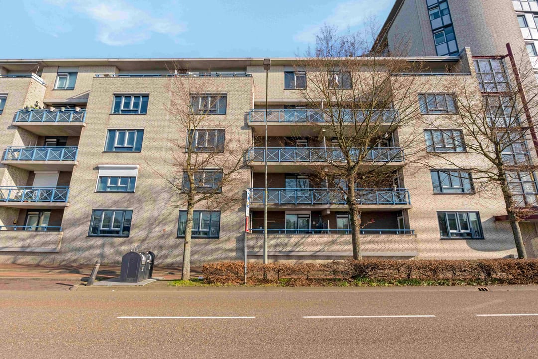 Foto 23 van Stationsplein 16-12