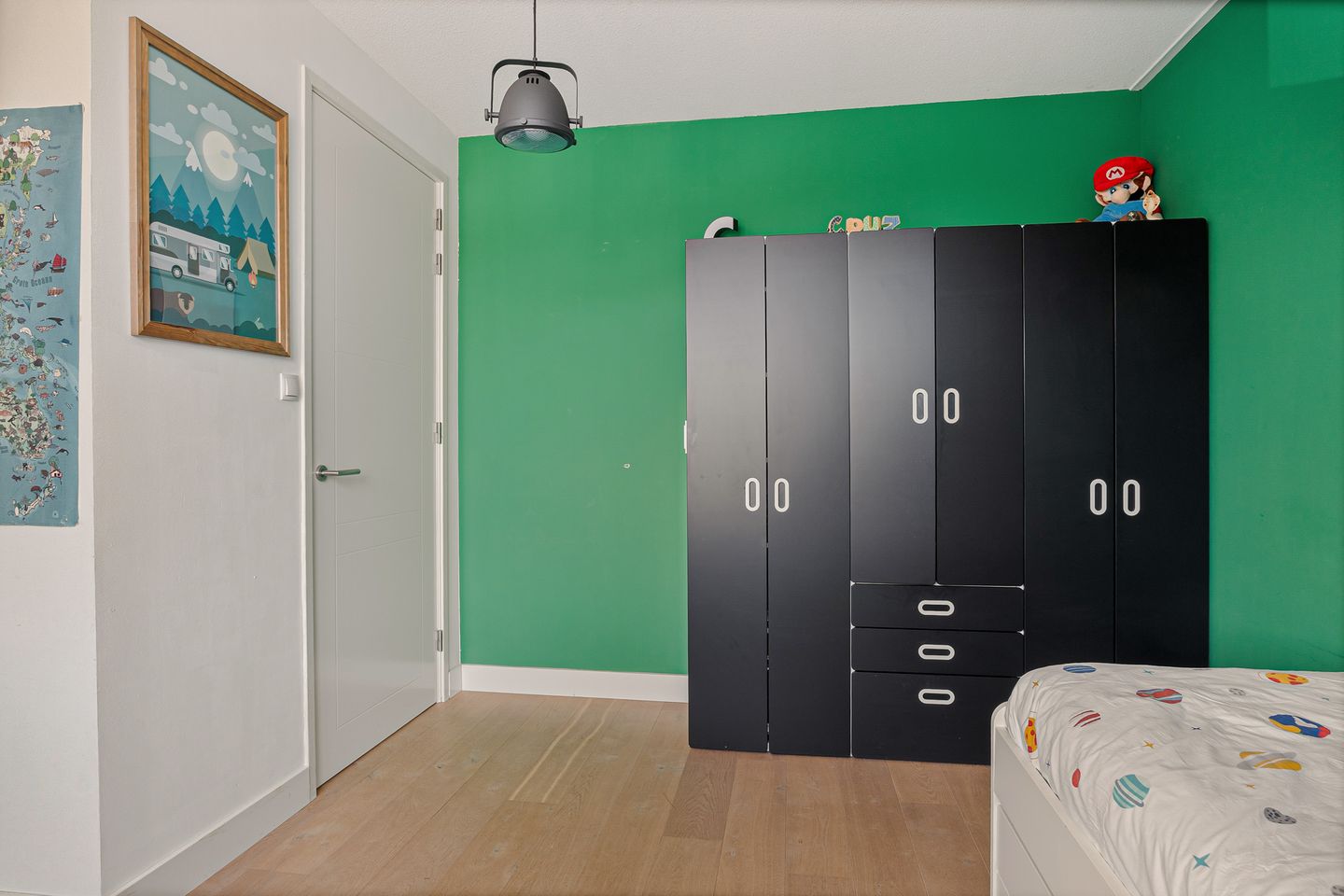 Photo 49 of Van der Waalslaan 29