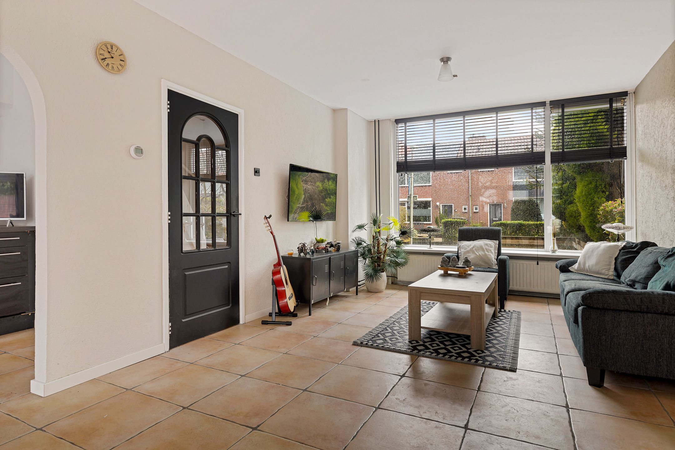 Spacious Extended Family Home with Garden in Desirable Haren Location — 12