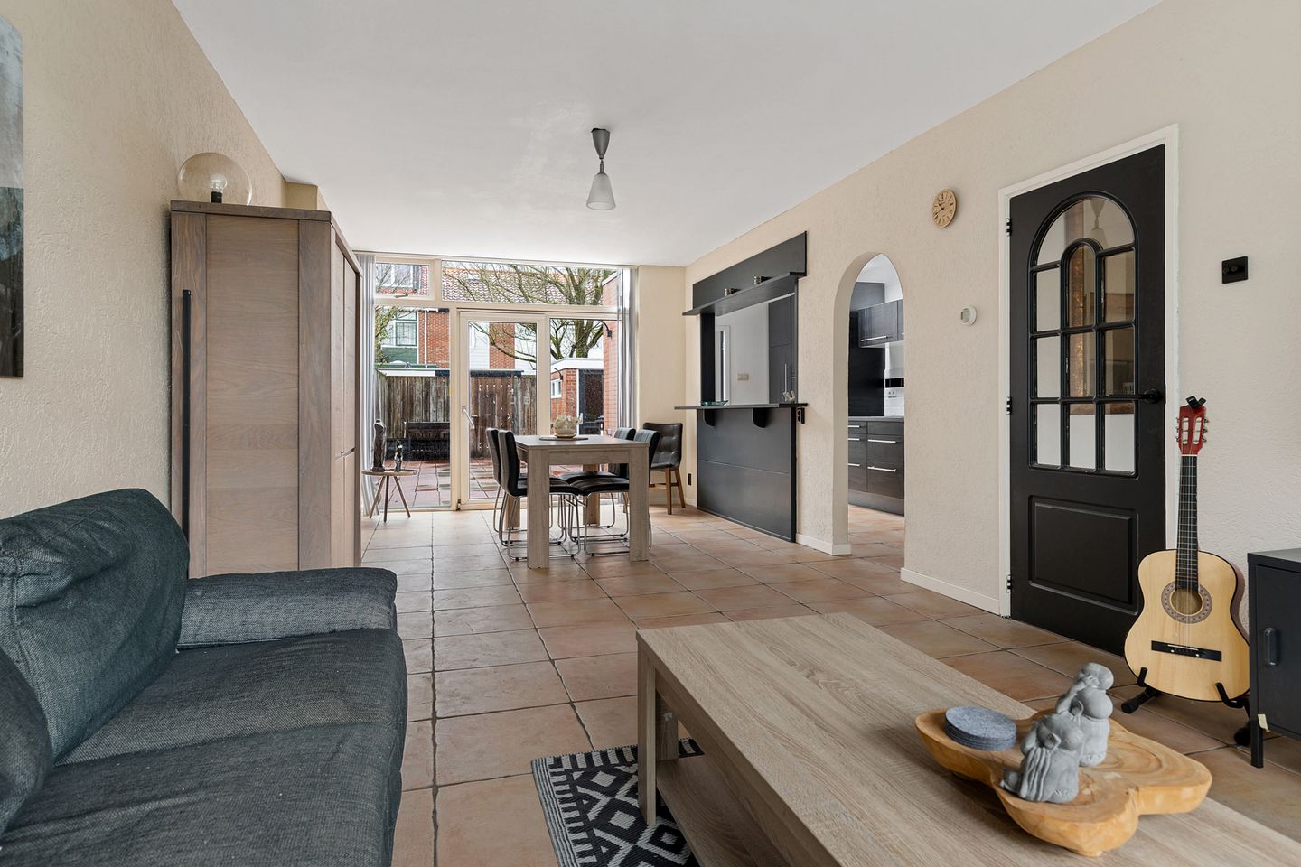 Spacious Extended Family Home with Garden in Desirable Haren Location — 13