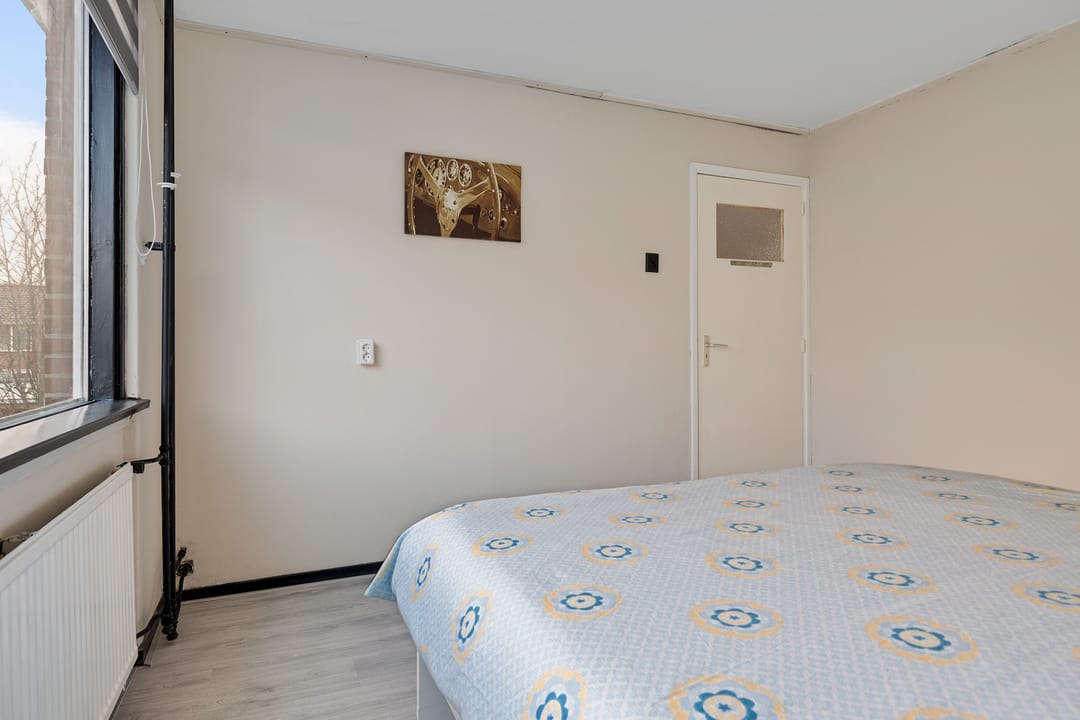 Spacious Extended Family Home with Garden in Desirable Haren Location — 24